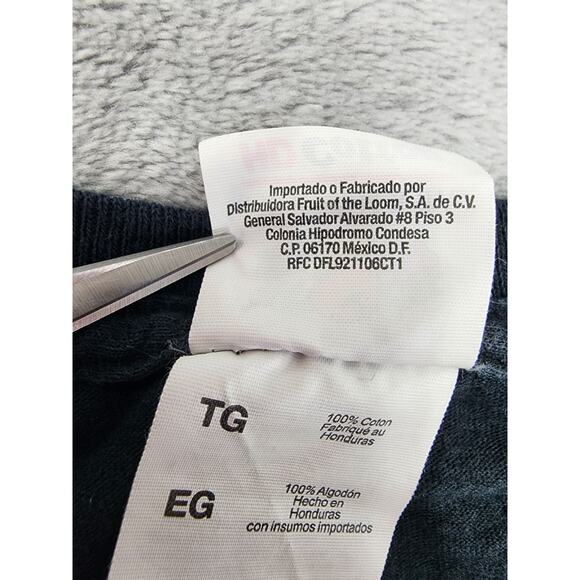 Fruit of the Loom Christmas Santa Funny Graphic Tee Size XL Black Holiday Humor - Picture 4 of 10